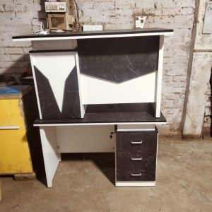 Office table